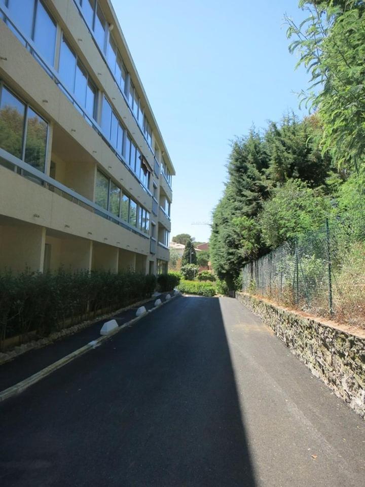 Studio B Front De Mer Saint-Raphael  Luaran gambar