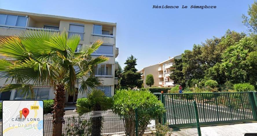 Studio B Front De Mer Saint-Raphael  Luaran gambar